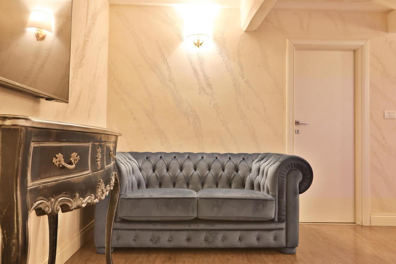 Grottini Luxury Suites ~ Pantheon Rom Exteriör bild