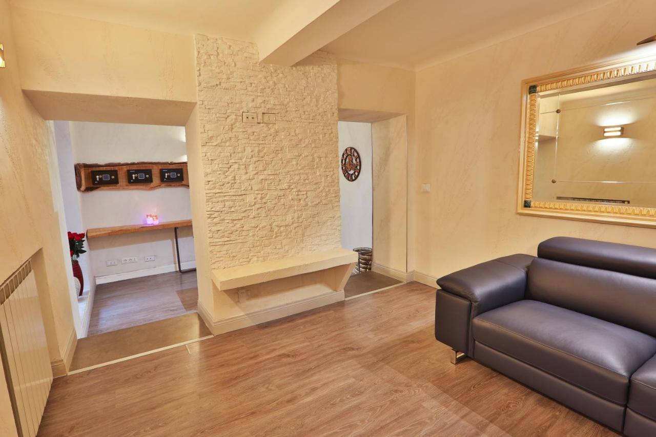Grottini Luxury Suites ~ Pantheon Rom Exteriör bild