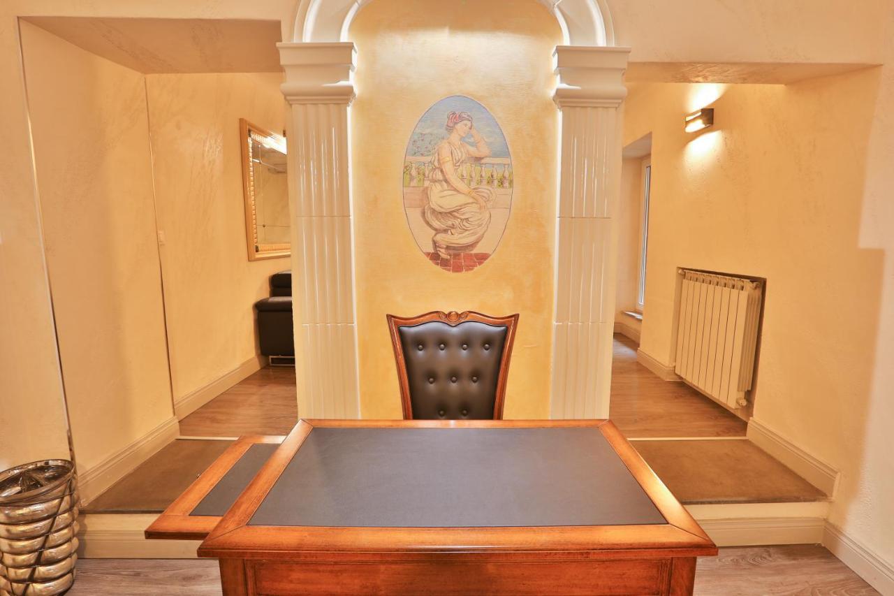 Grottini Luxury Suites ~ Pantheon Rom Exteriör bild