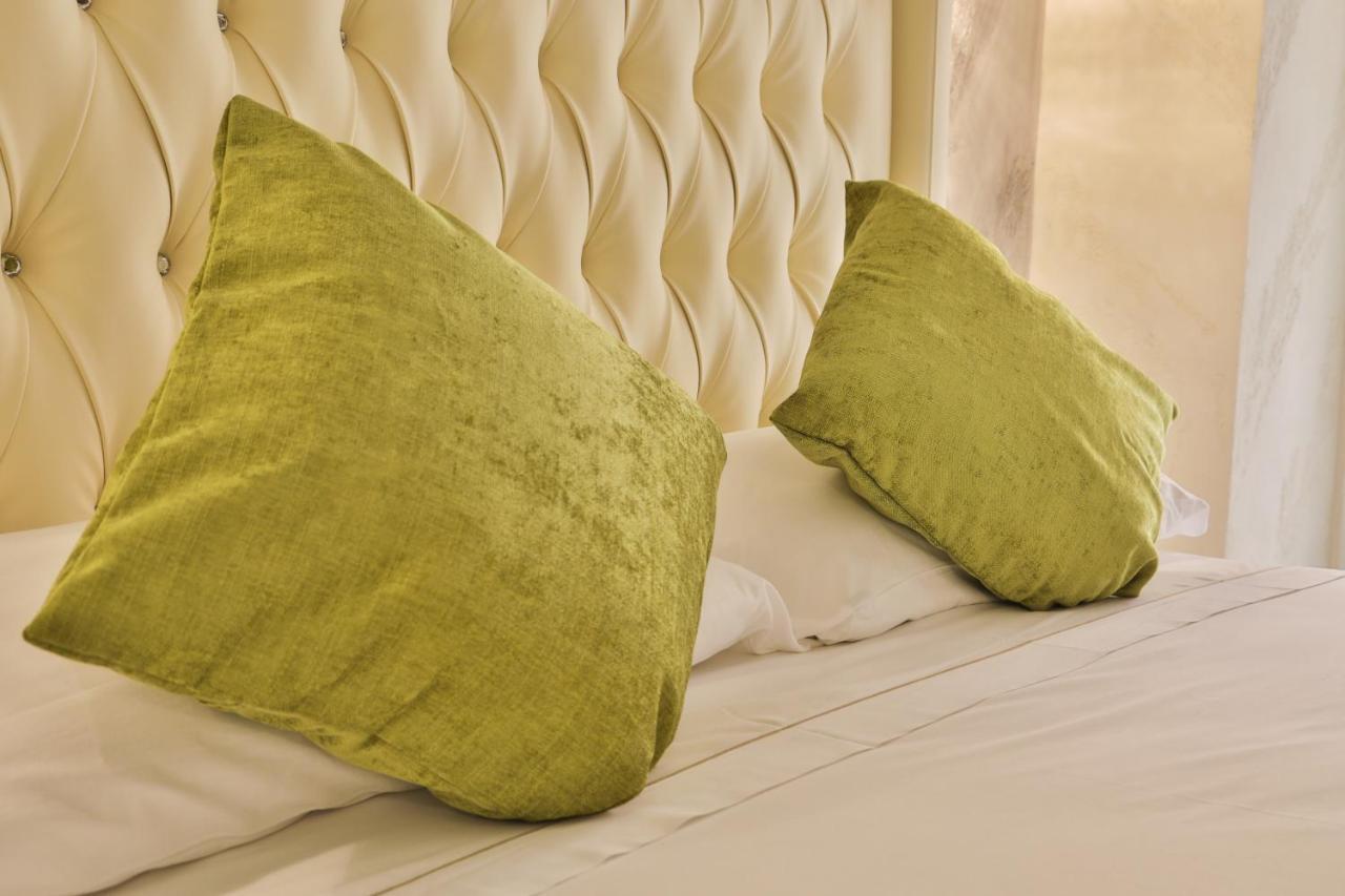 Grottini Luxury Suites ~ Pantheon Rom Exteriör bild